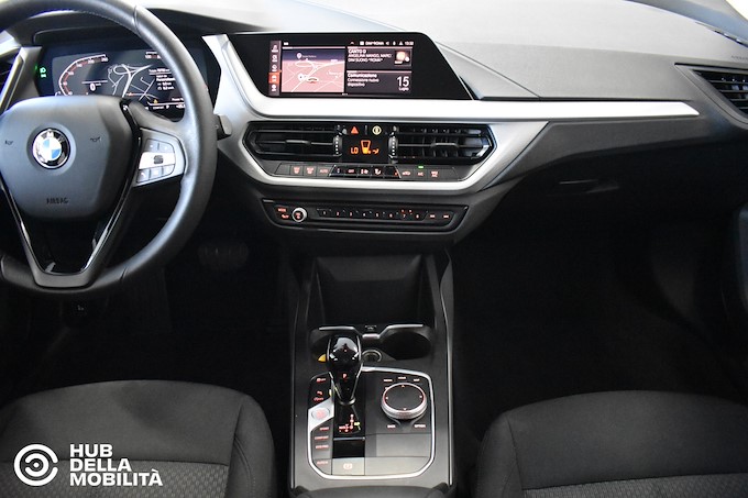 BMW 116d 5p. Business Advantage
